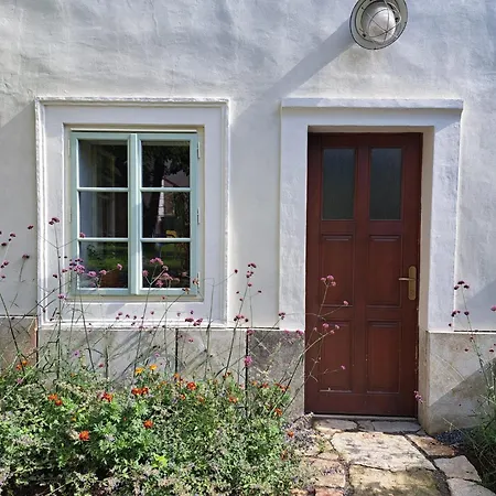 Old Town Flat With Private Patio Apartment Kutna Hora